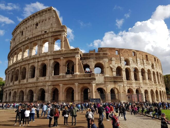 Rome: Colosseum, Palatine Hill and Roman Forum Guided Tour - Colosseum Exploration