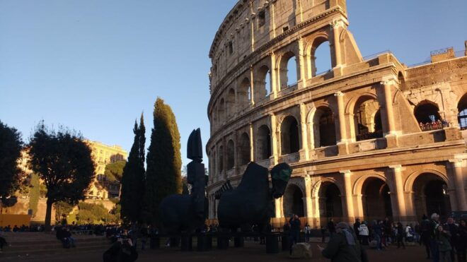 Rome: Colosseum, Palatine Hill and Roman Forum Guided Tour - Palatine Hill Insights