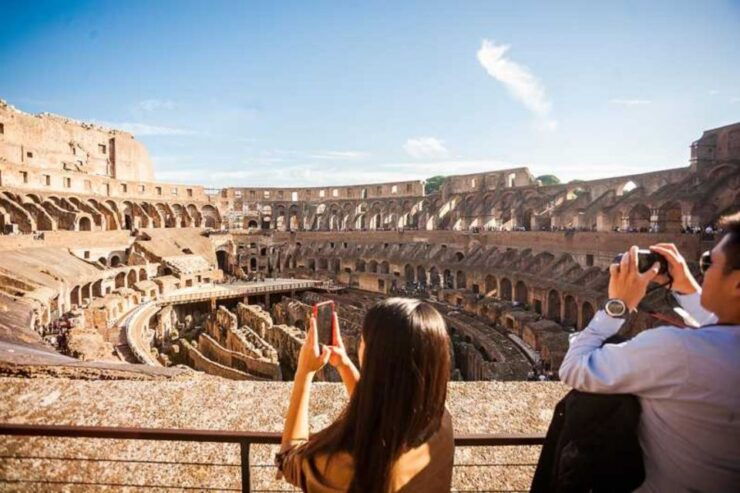 Rome: Colosseum, Palatine & Roman Forum Tour With Fast Entry - Experience Highlights