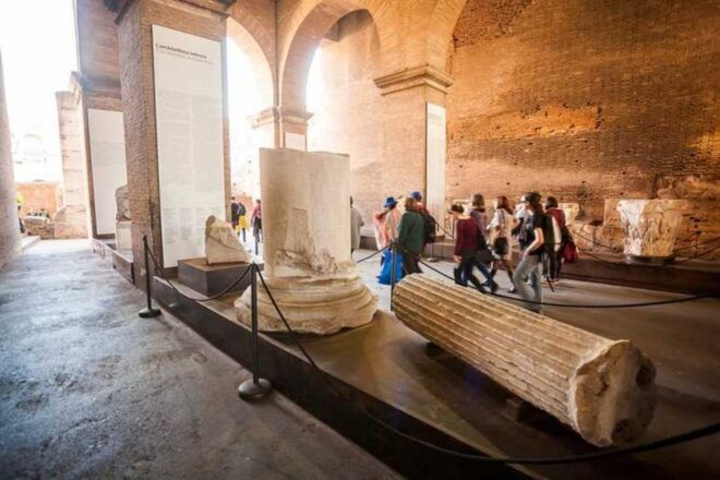 Rome: Colosseum, Palatine & Roman Forum Tour With Fast Entry - Full Description