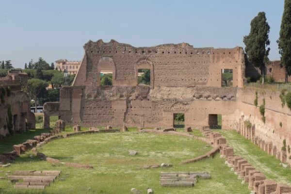 Rome: Colosseum, Roman Forum and Palatine Hill Guided Tour - Tour Duration and Starting Location