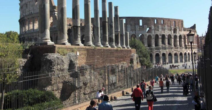 Rome: Colosseum, Roman Forum and Palatine Hill Guided Tour - Experience