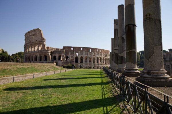 Rome: Colosseum Tour With Fast Access - Panoramic Views and Photos