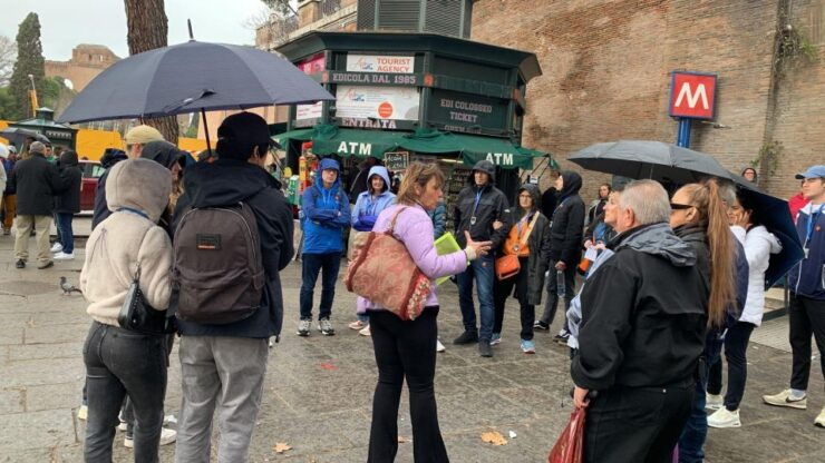 Rome: Colosseum Tour With Forum and Palatine Hill Access - Tour Highlights and Inclusions