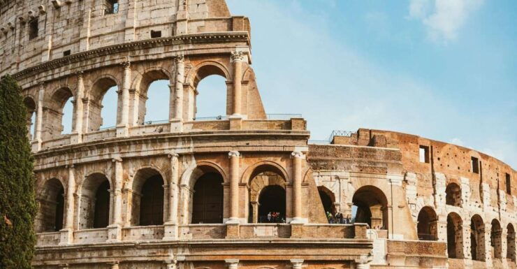 Rome : Colosseum + Trevi Fountain Digital Audio Guides - Multilingual Live and Audio Guides