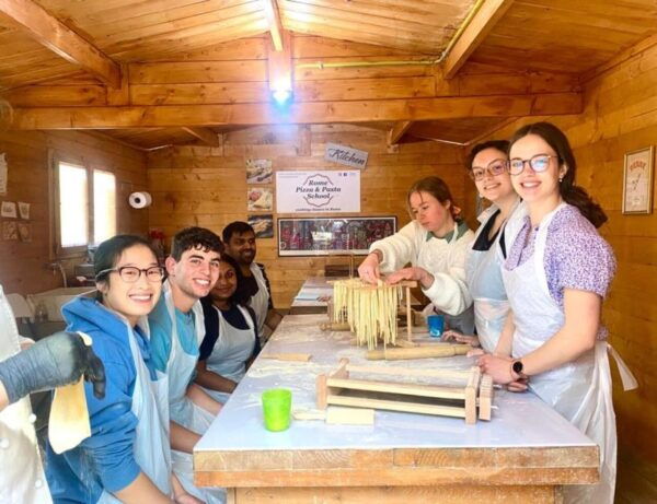 Rome: Combo Pizza and Pasta Cooking Class With Wine - Common Questions