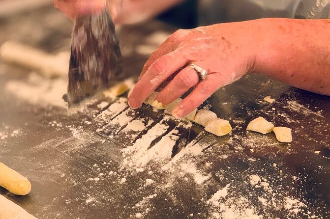 Rome Cooking: Pasta & Tiramisu Making & Free Flowing Fine Wine - Customer Experience and Feedback