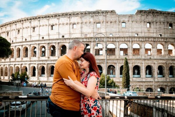 Rome: Custom Photoshoot Outside the Colosseum - Personalized Photo Session Experience