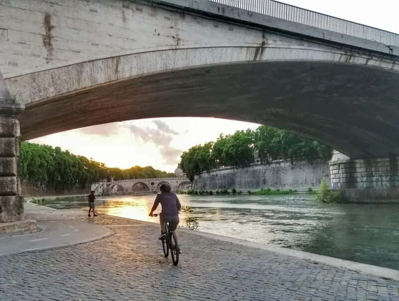 Rome: E-bike Tiber River Tour > Hidden Gems & Local Treats - FAQs