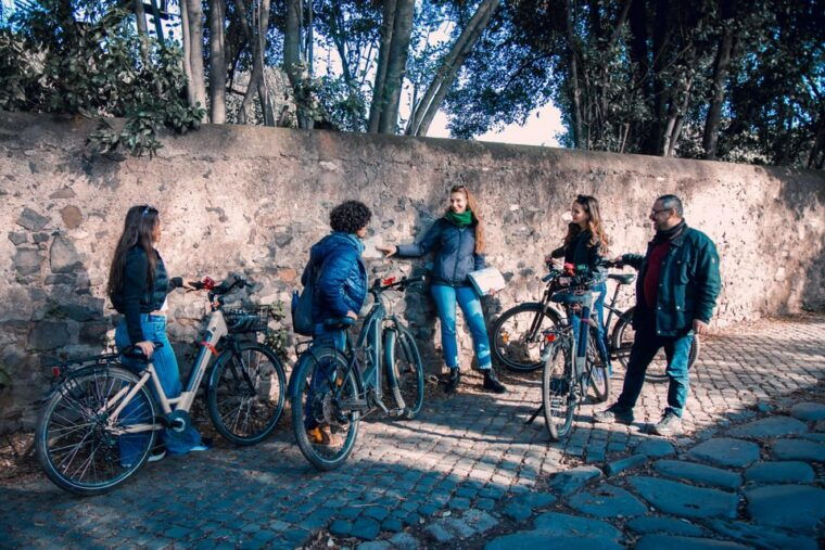 Rome: E-bike Tour From The Circus Maximus To The Catacombs - Unique Stops Along the Route