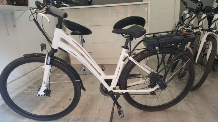 Rome: Electric Bike Rental Service - Booking Information
