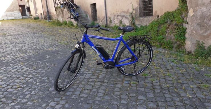 Rome: Electric Bike Rental With Helmet - Activity Information