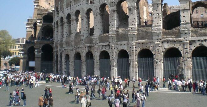 Rome: English Guided Colosseum and Roman Forums Tour - Meeting Point and Important Information