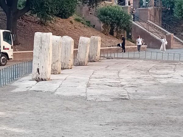 Rome: English Guided Colosseum and Roman Forums Tour - Common Questions