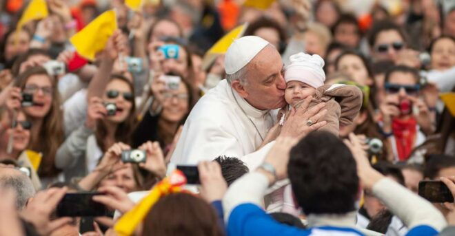 Rome: Escorted Papal Audience Experience With Entry Ticket - Important Information for Attendees