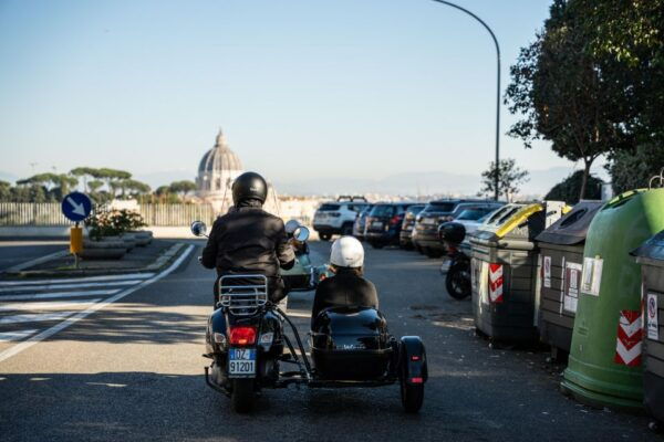 Rome: Evening Vespa Sidecar City Tour - Reservation