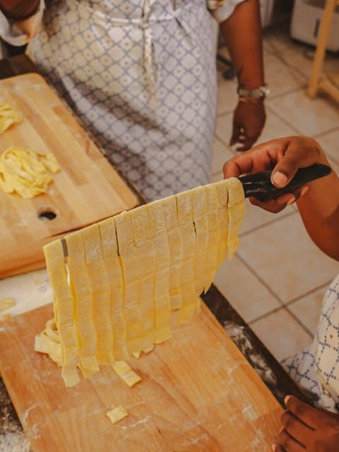Rome: Family-Friendly Pasta and Tiramisu Cooking Class - Important Information