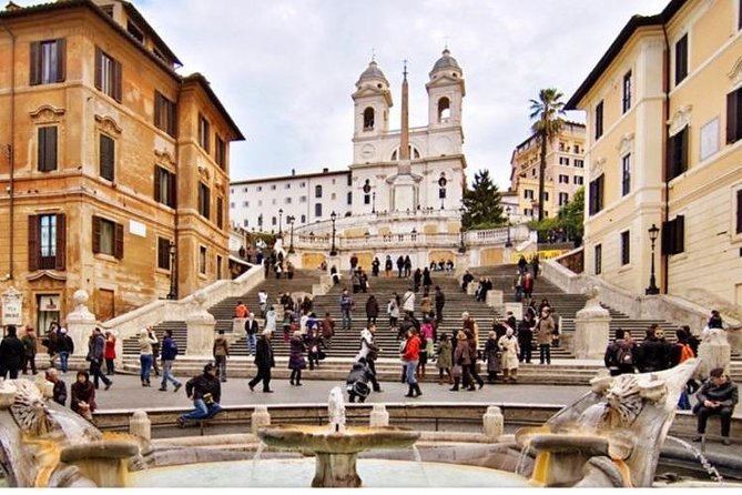 Rome Famous Squares and Fountains Walking Tour - Tour Highlights