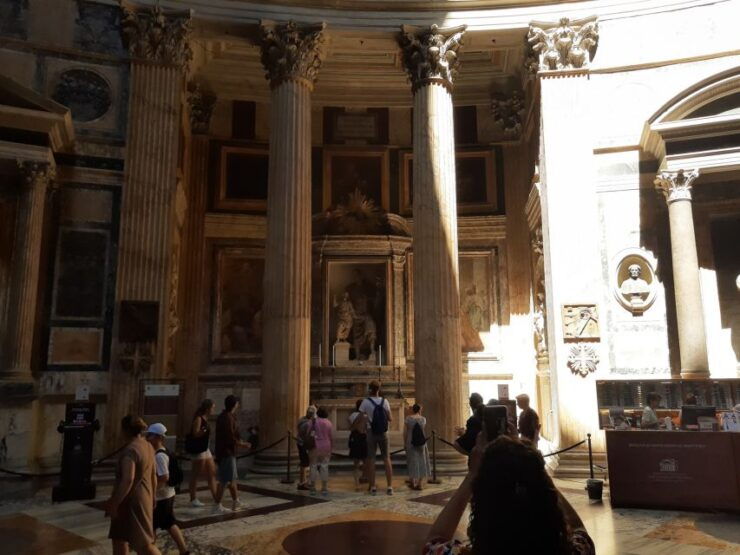 Rome: Fast Track Pantheon Entry Ticket With Audio Guide App - Experience Highlights