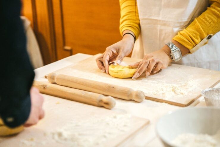 Rome: Fettuccine and Maltagliati Pasta Making Class - Language and Accessibility