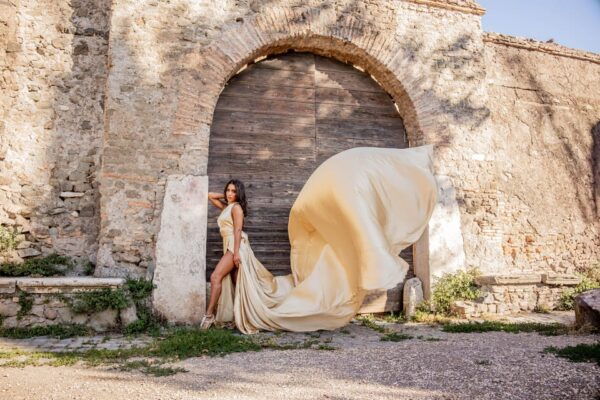 Rome: Flying Dress Photoshoot at Parco Degli Acquedotti - Dress Selection and Styles