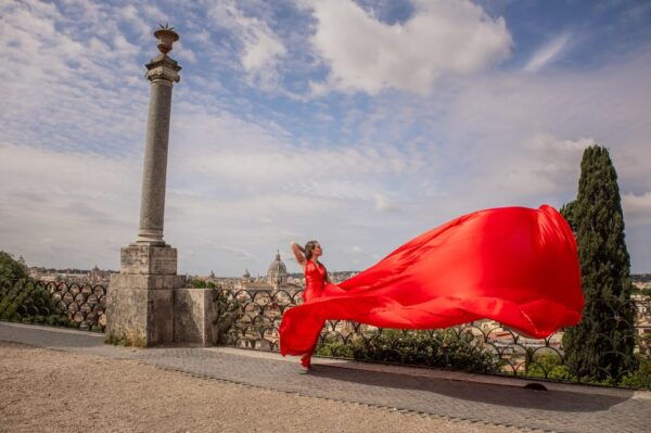 Rome: Flying Dress Photoshoot at Pincio and Villa Borghese - Photography Features