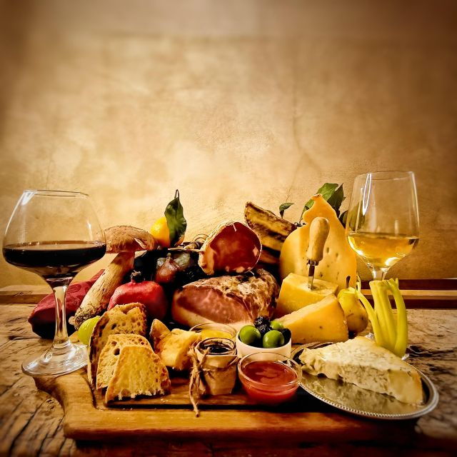 Rome Food Tasting With Wine Paring in Trastevere Experience - Good To Know