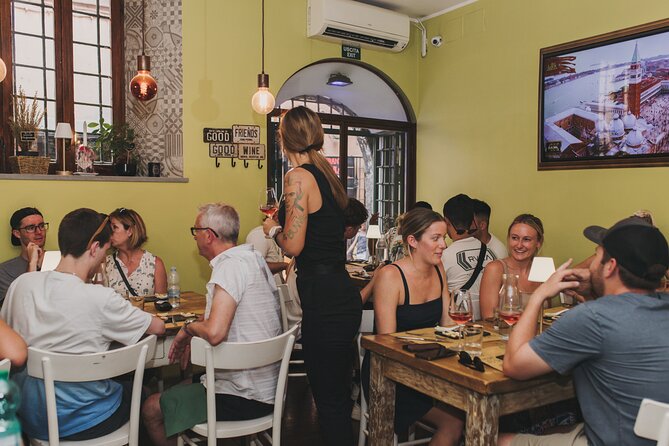 Rome Foodie Experience With Wine & Gelato Tastings - Authentic Italian Flavors and Wine Pairings