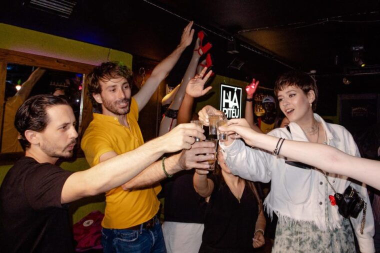 Rome: Forbidden History Walking Tour & Pub Crawl With Drinks - Customer Reviews and Ratings