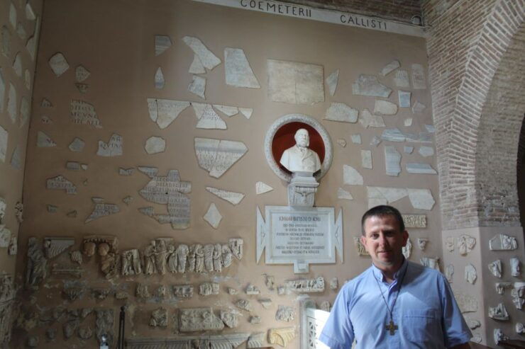 Rome: Golf Cart Tour of Catacombs and the Ancient Appian Way - Language and Pickup Information