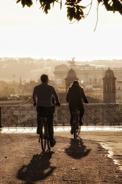 Rome: Guided Bike Tour of City Highlights at Sunset - Safety and Accessibility
