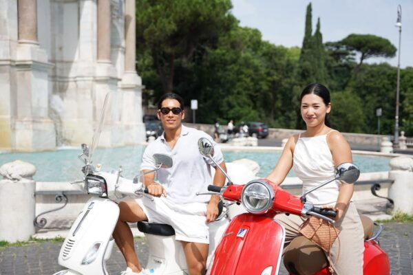 Rome: Guided City Vespa Tour With Photos - Tips for Participants