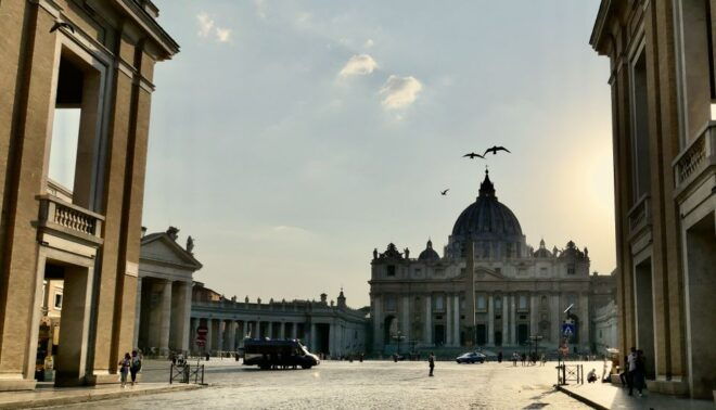 Rome: Guided Tour of St. Peter's Basilica, Grottoes & Square - Full Description