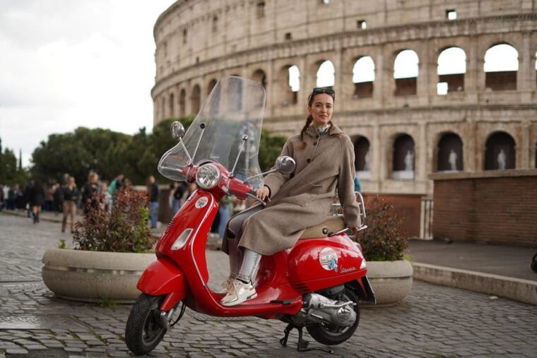 Rome: Guided Vespa Tour With Photo Stops - Itinerary Highlights