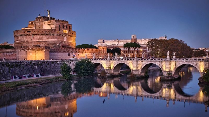 Rome Half-Day Guided Sunset Experience - What the guide adds