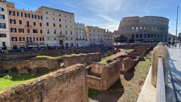 Rome: Hidden Rome and Bone Crypts - Capuchin Crypts: Macabre Bone Displays