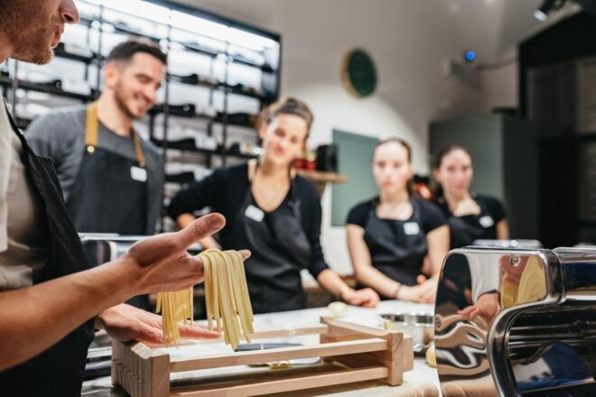 Rome: Homemade Pasta & Tiramisu Small Group Cooking Class - Customer Reviews