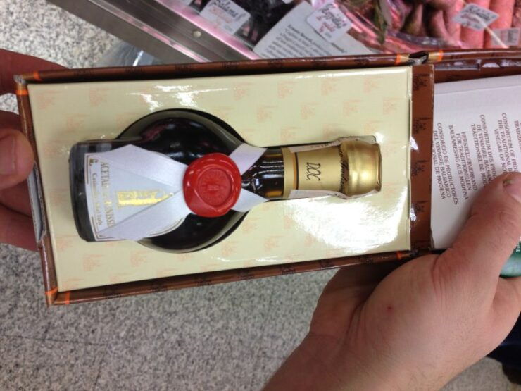 Rome: Italian Food and Wine Guided Tasting Experience - Experience Highlights