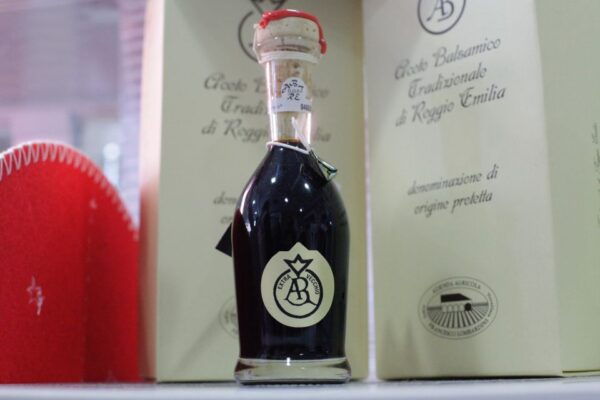 Rome: Italian Food and Wine Guided Tasting Experience - Meeting Point and Price Information