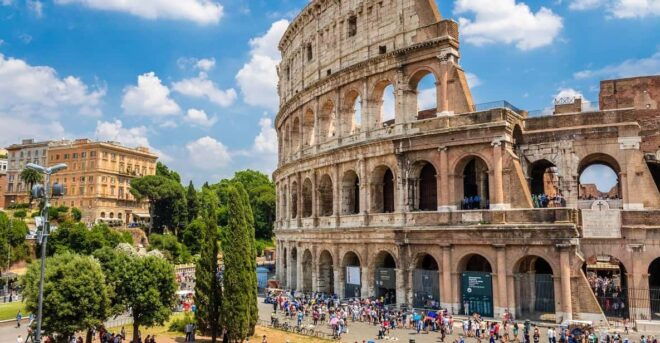 Rome: Luggage Storage Service Close to the Colosseum - Nearby Attractions and Activities