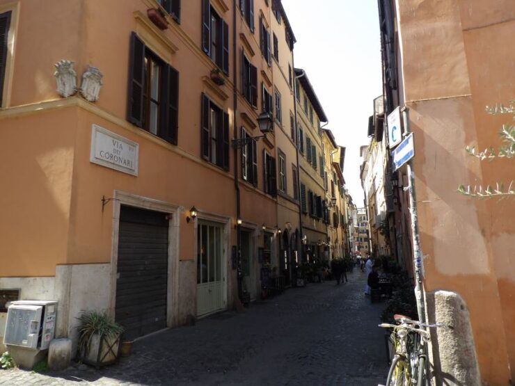 Rome: Main Squares and Fountains Guided Walking Tour - Available Languages and Inclusions