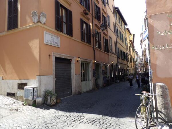 Rome: Main Squares and Fountains Guided Walking Tour - Frequently Asked Questions