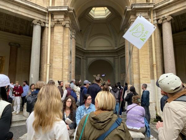 Rome: Majesty of the Vatican Small-Group Walking Tour - Accessibility Information