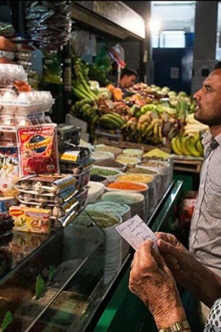 Rome: Market Tour & Authentic Aperitivo at Locals Home - Authentic Aperitivo Experience