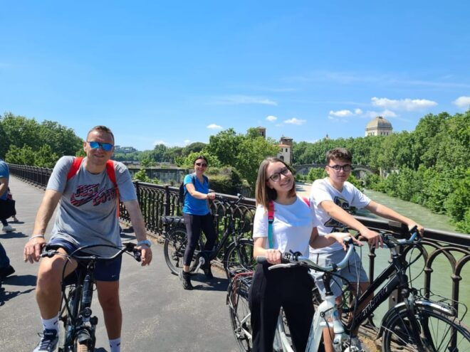 Rome: Monuments and Belvederes Guided E-Bike Tour - Experience and Activities