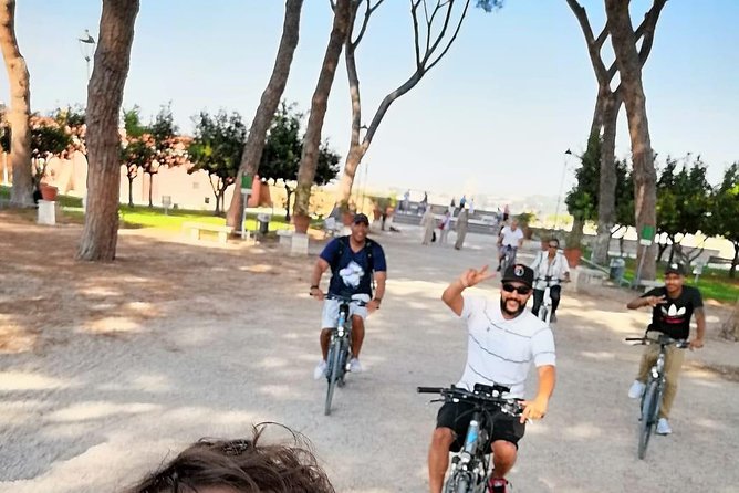 Rome: Oil & Food Tastings Along the Appian Way by E-Bike - Local Farm Experience