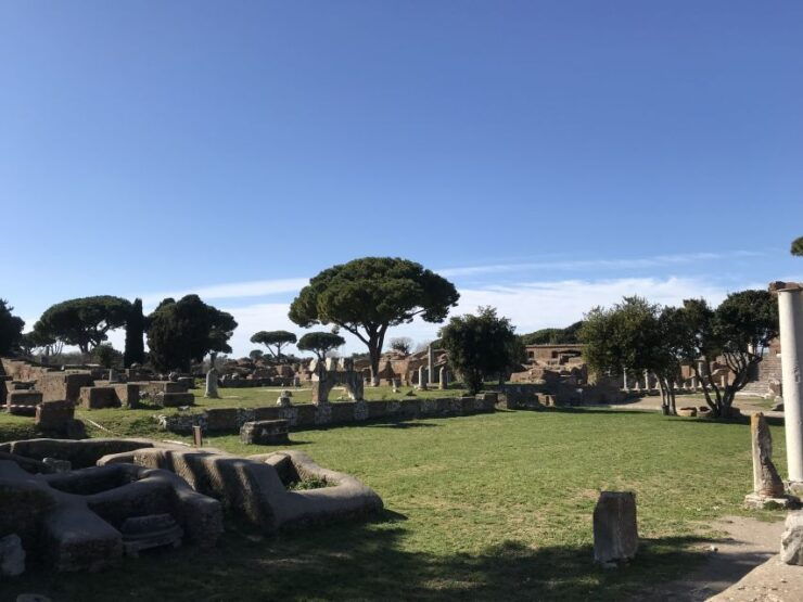 Rome: Ostia Antica Private Van Tour With an Archaeologist - Tour Experience