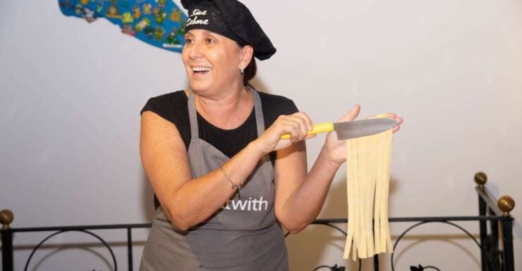 Rome: Pasta and Tiramisu Shared Cooking Class With Wine - Important Information