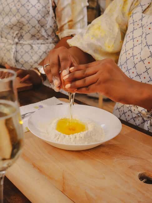 Rome: Pasta Class with 3 Spritz or Tiramisu by the Colosseum - Good To Know