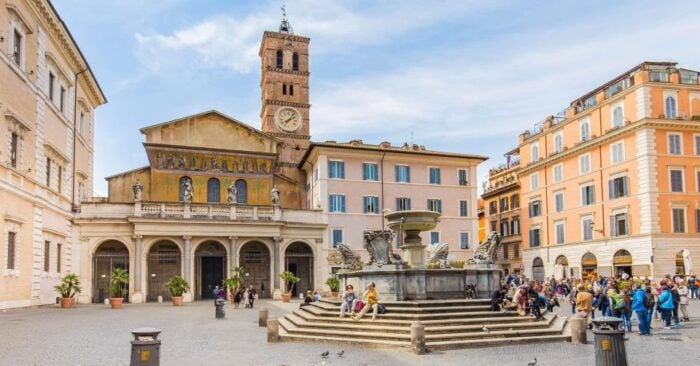 Rome: Pasta, Pizza & Gelato Tour in TRASTEVERE - Exploring Trastevere